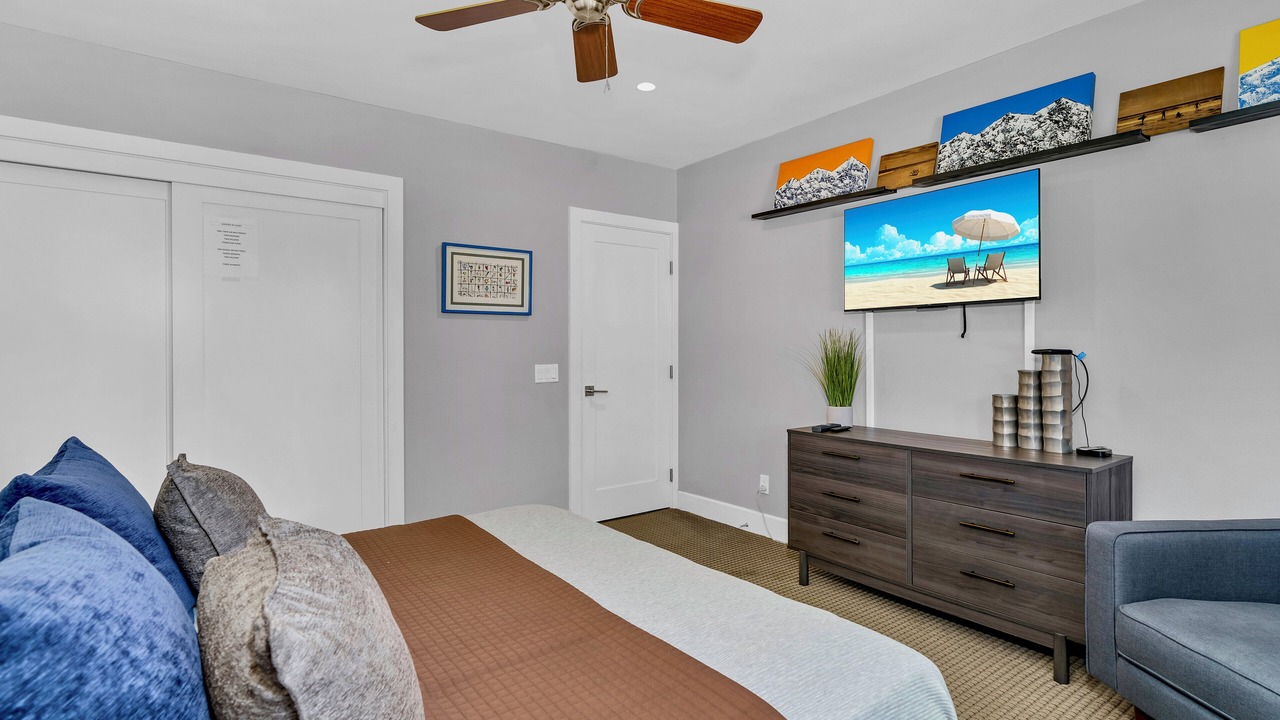 Photo of Bedroom in Sunset Cliffs