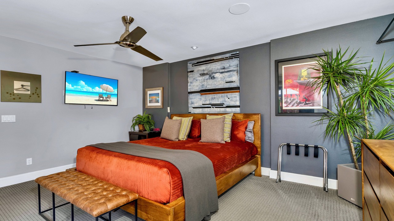 Photo of Bedroom in Sunset Cliffs