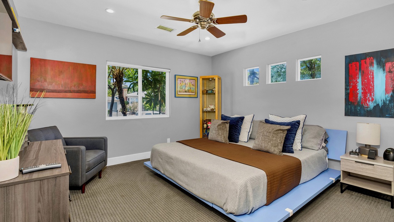 Photo of Bedroom in Sunset Cliffs