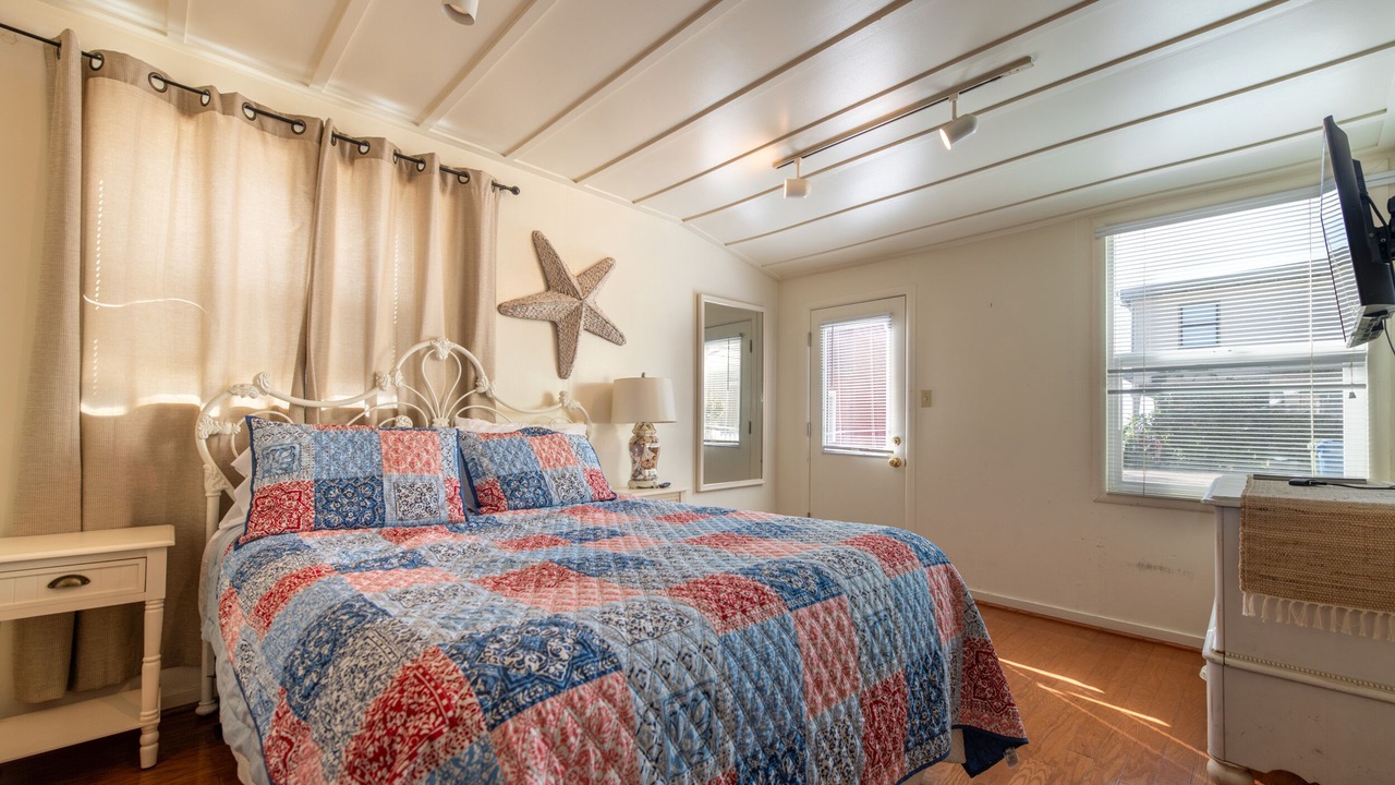 Photo of Bedroom in Eastside Santa Cruz