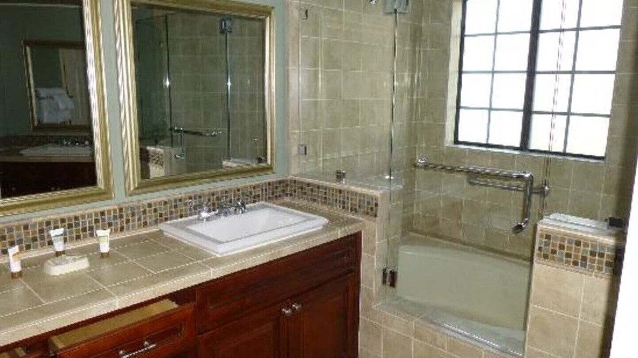 Photo of Bathroom in Lawrence Welk Resort Village