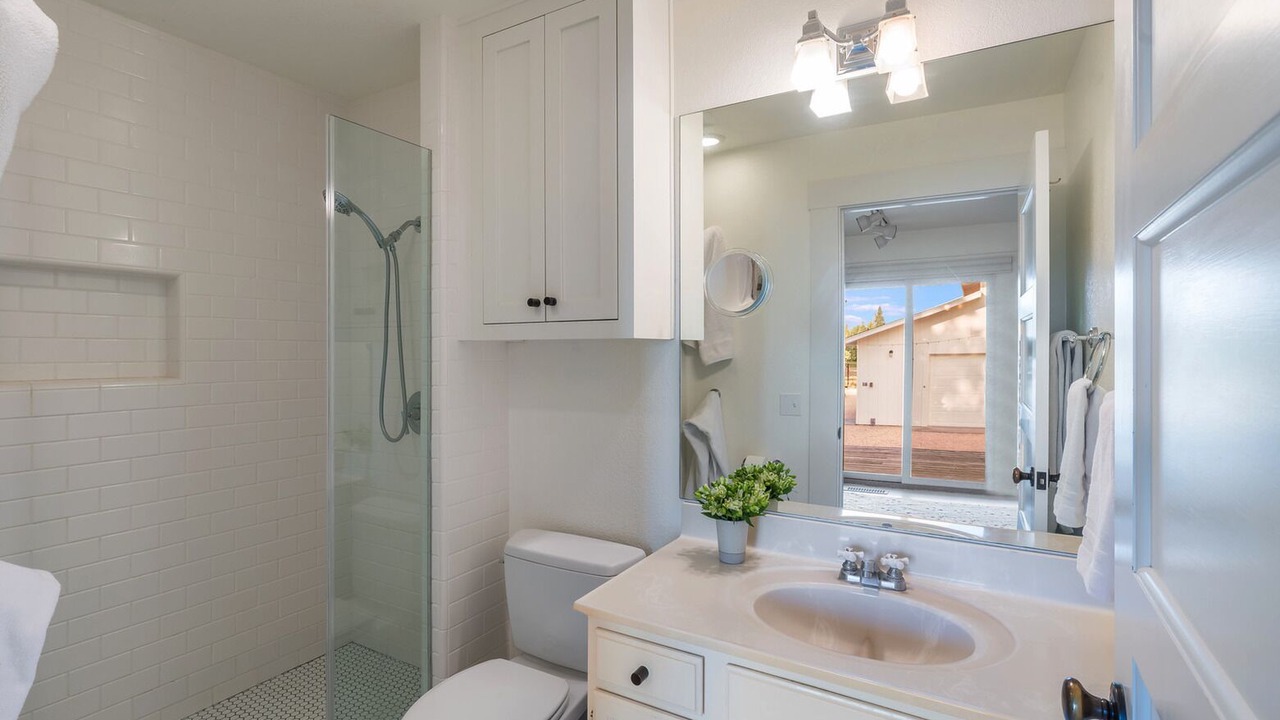 Photo of Bathroom in St. Helena