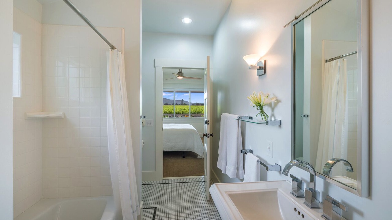 Photo of Bathroom in St. Helena