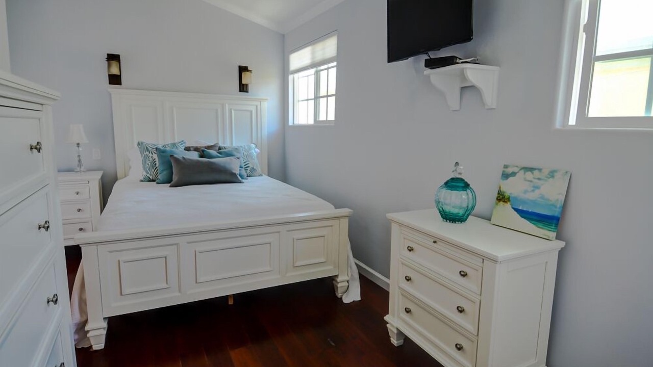 Photo of Bedroom in El Segundo