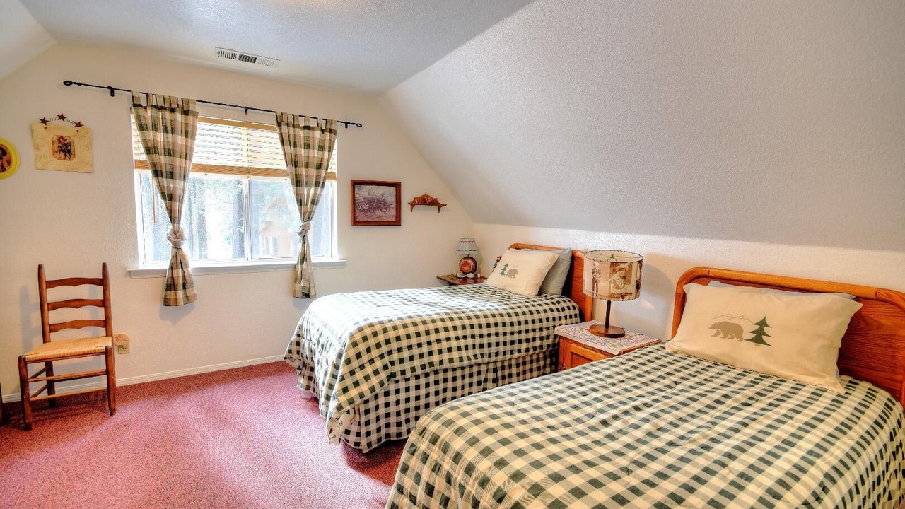 Photo of Bedroom in Yosemite West