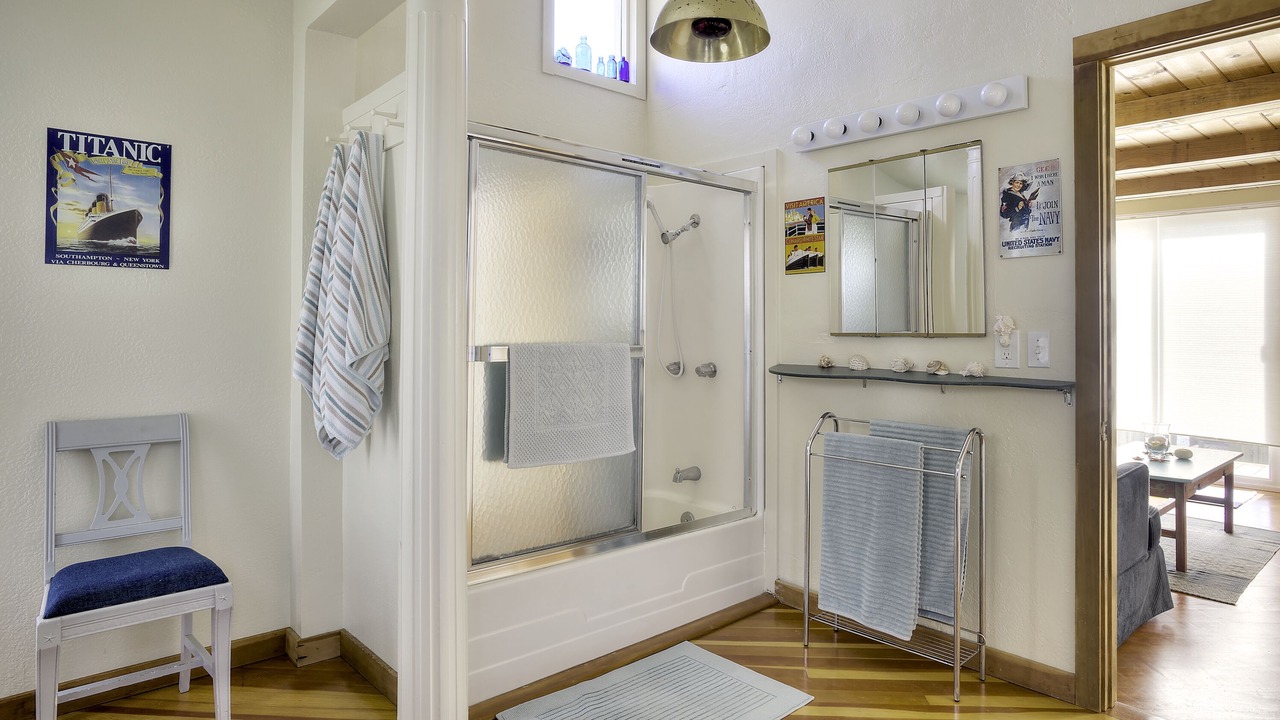 Photo of Bathroom in Marshall