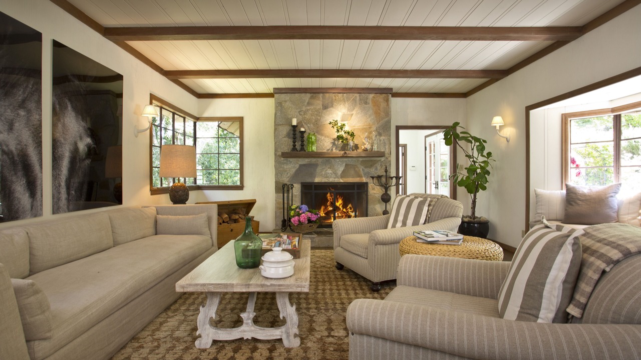 Photo of Livingroom in Forestville