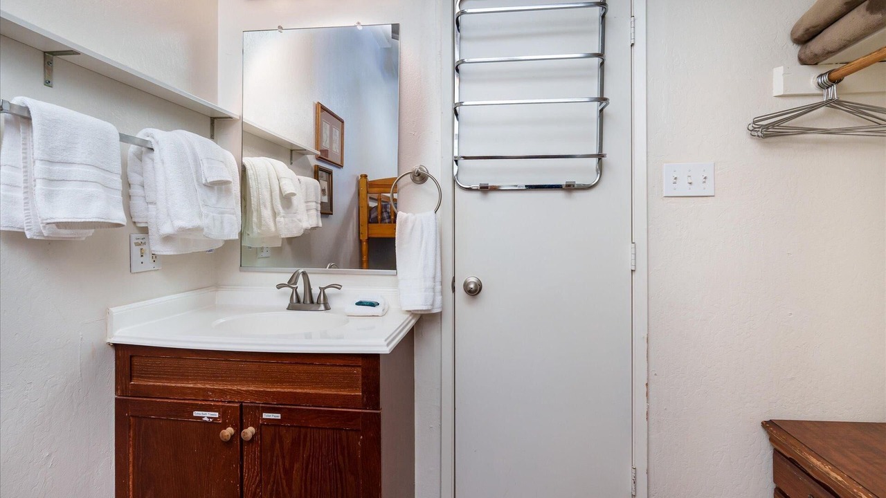 Photo of Bathroom in Yosemite West