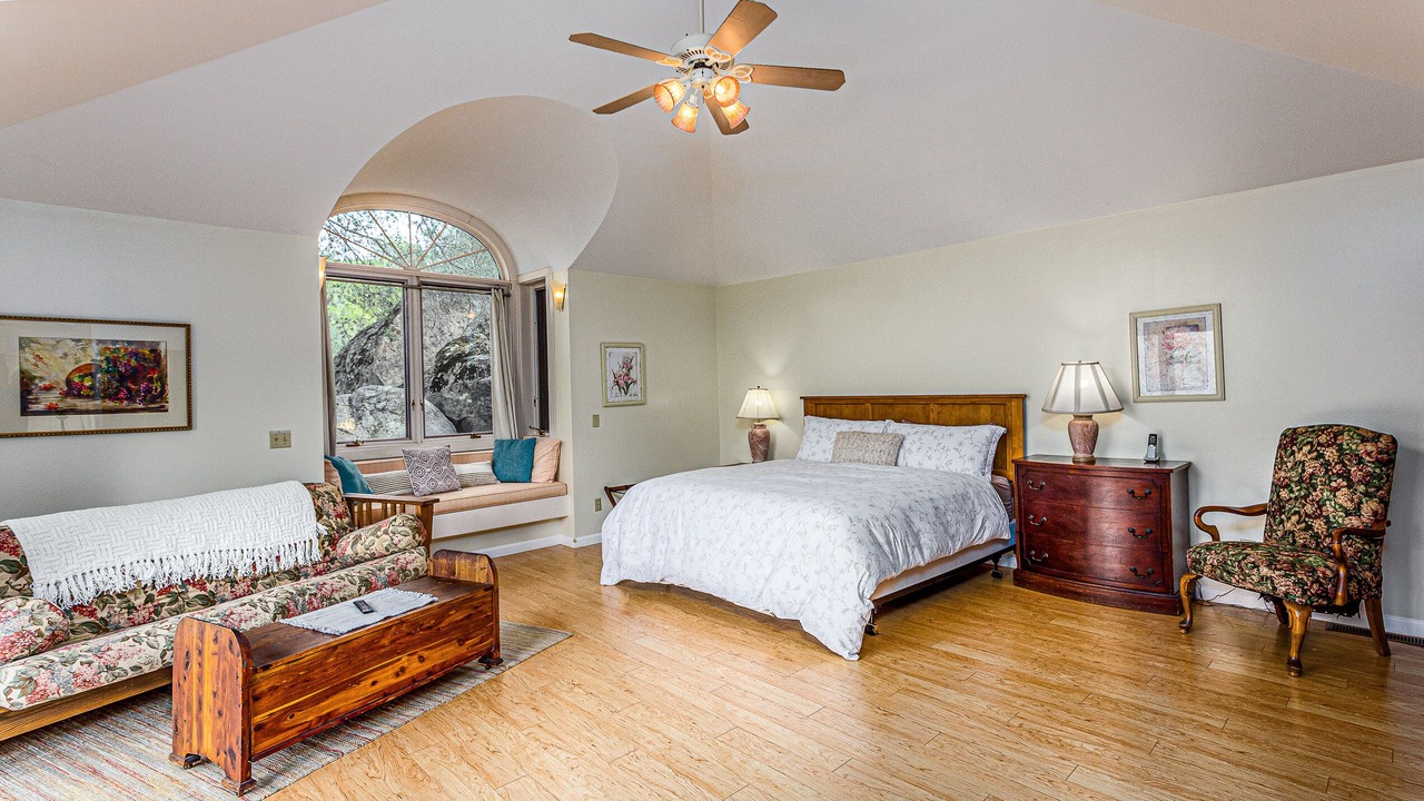 Photo of Bedroom in Three Rivers