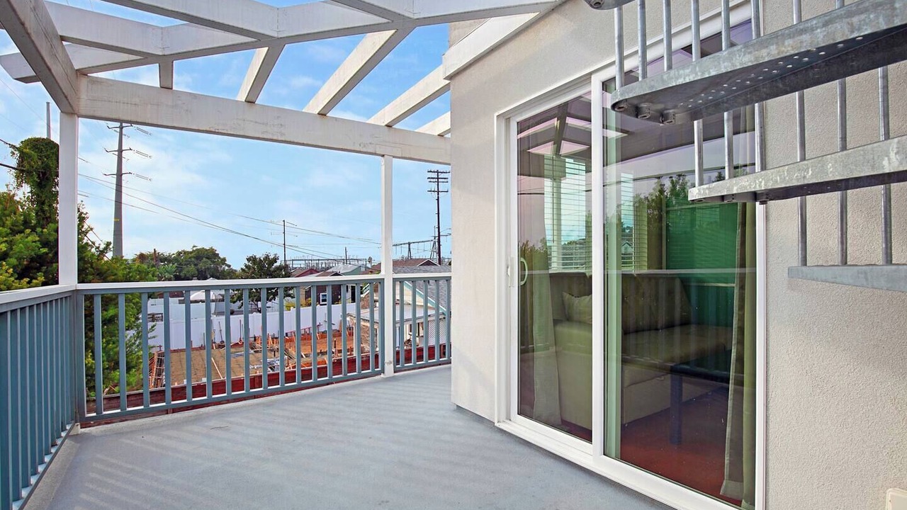 Photo of Patio Balcony in Mission Valley West