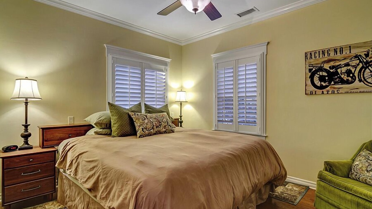 Photo of Bedroom in University Heights