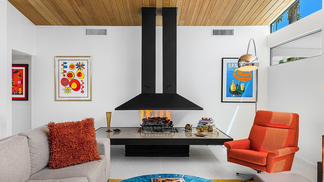 Photo of Livingroom in Deep Well Ranch
