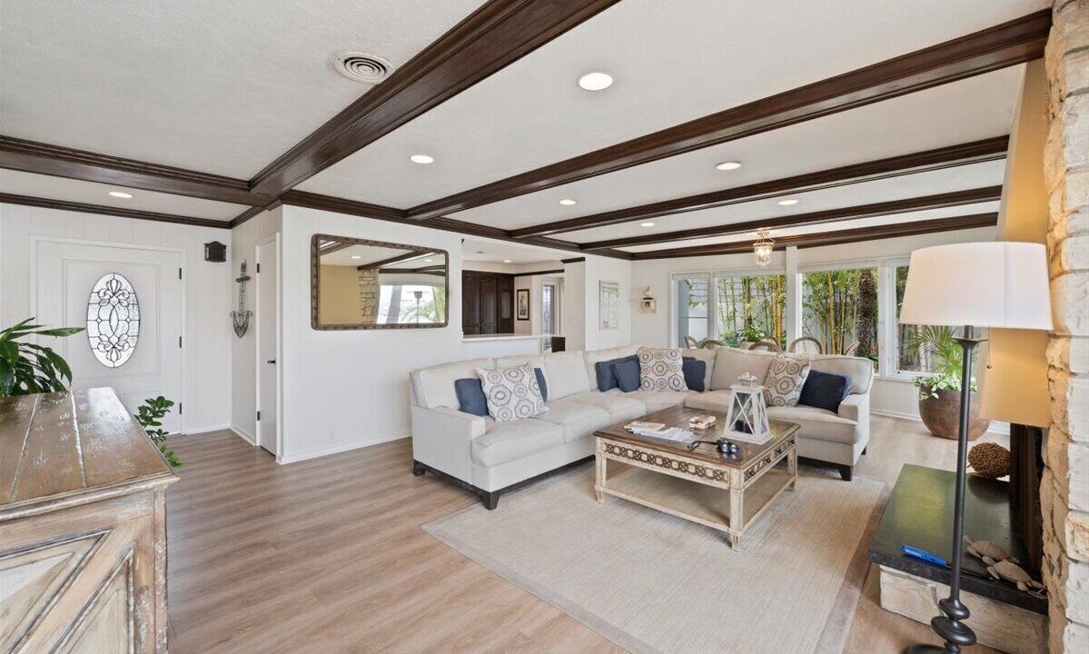 Photo of Livingroom in Newport Beach