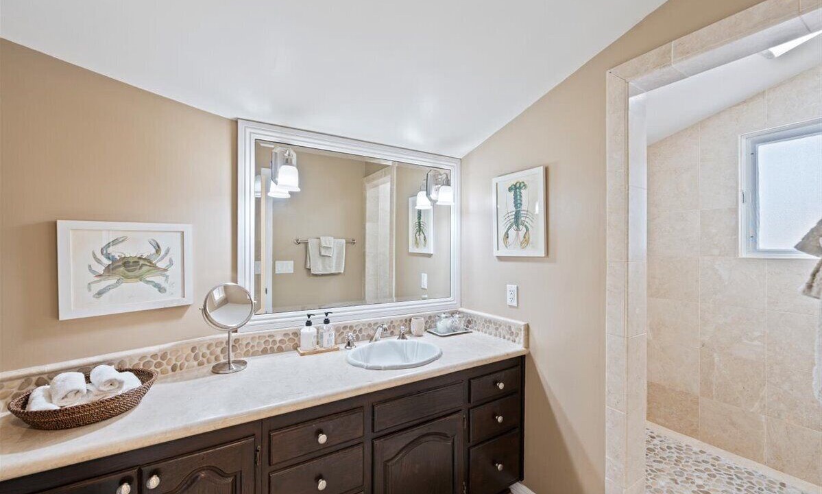 Photo of Bathroom in Newport Beach