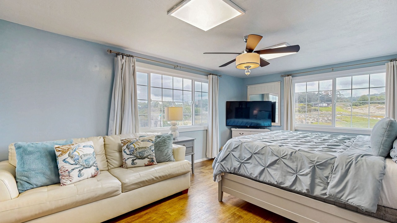 Photo of Bedroom in Fort Bragg