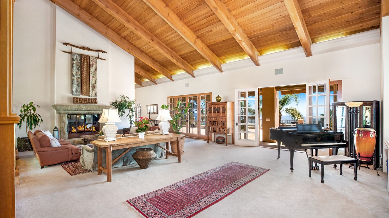 Photo of Livingroom in Santa Barbara