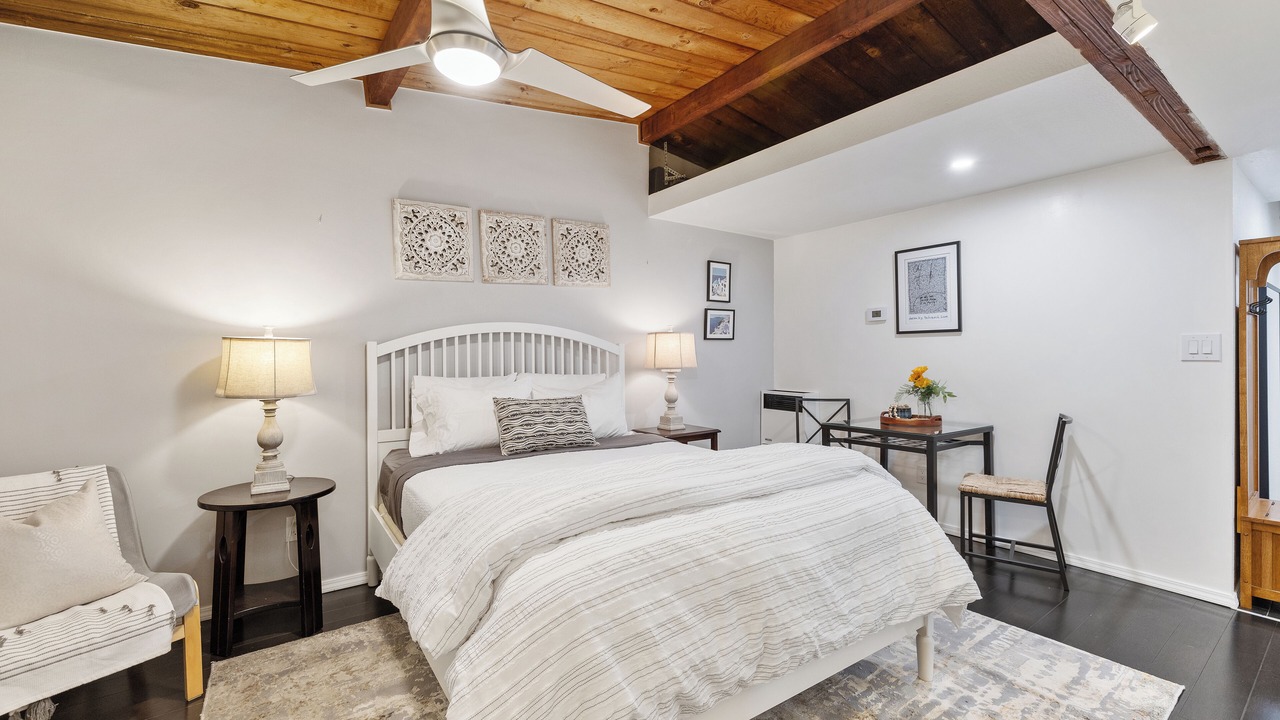 Photo of Bedroom in Pinole