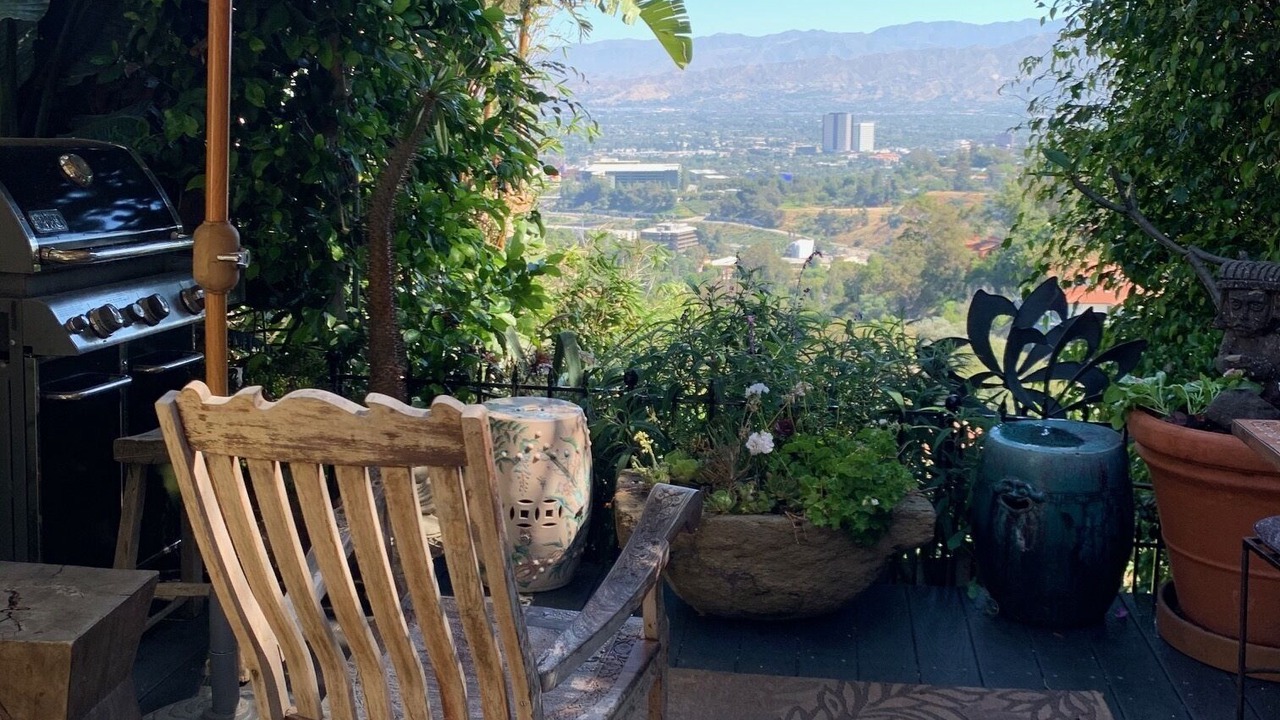 Photo of Others in Hollywood Hills
