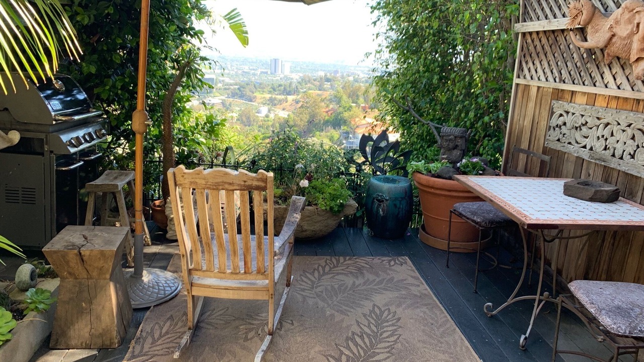 Photo of Outdoor in Hollywood Hills