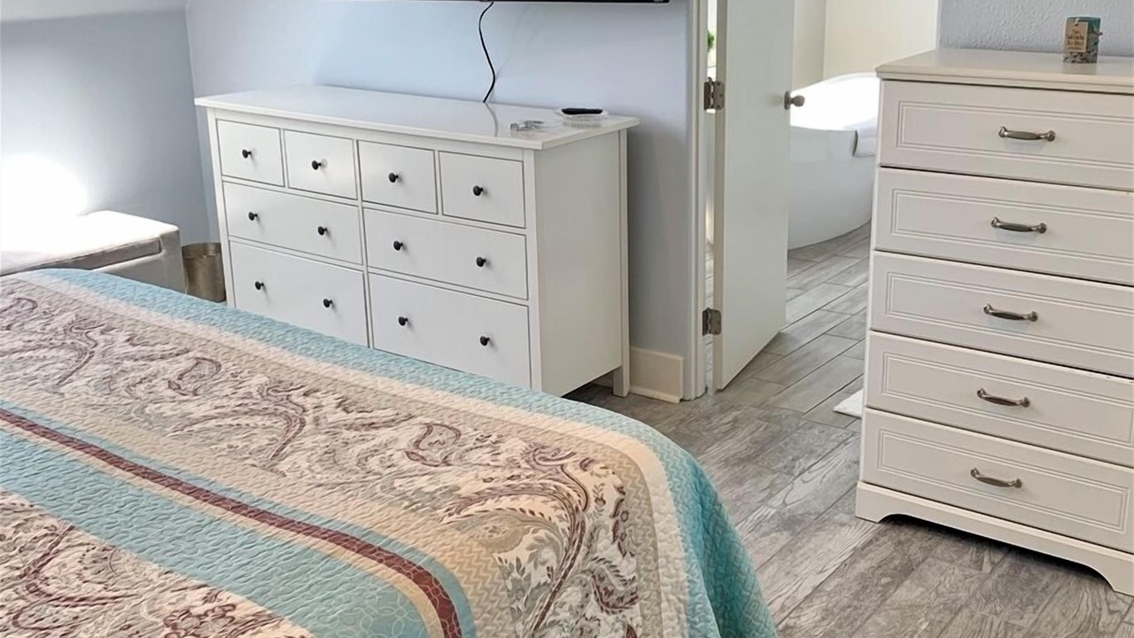 Photo of Bathroom in South Mission Beach