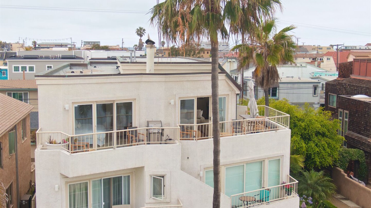 Photo of Bedroom in Mission Beach