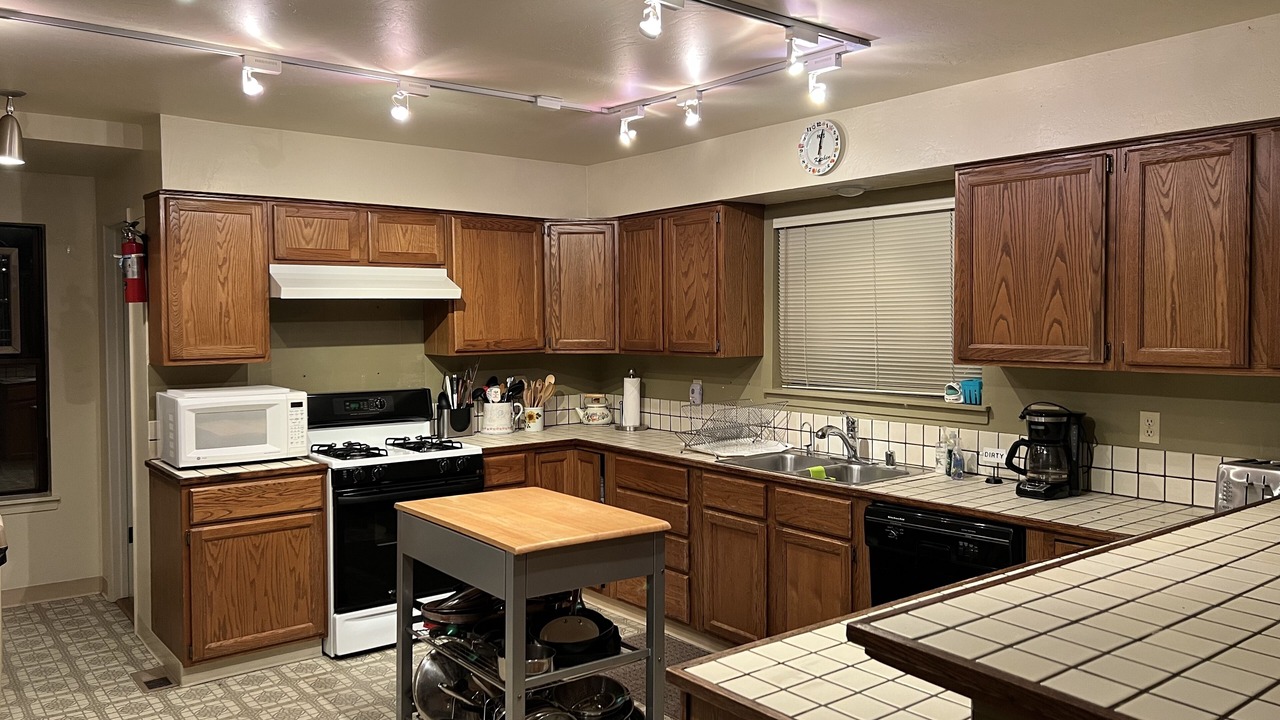 Photo of Kitchen in Oak Shores