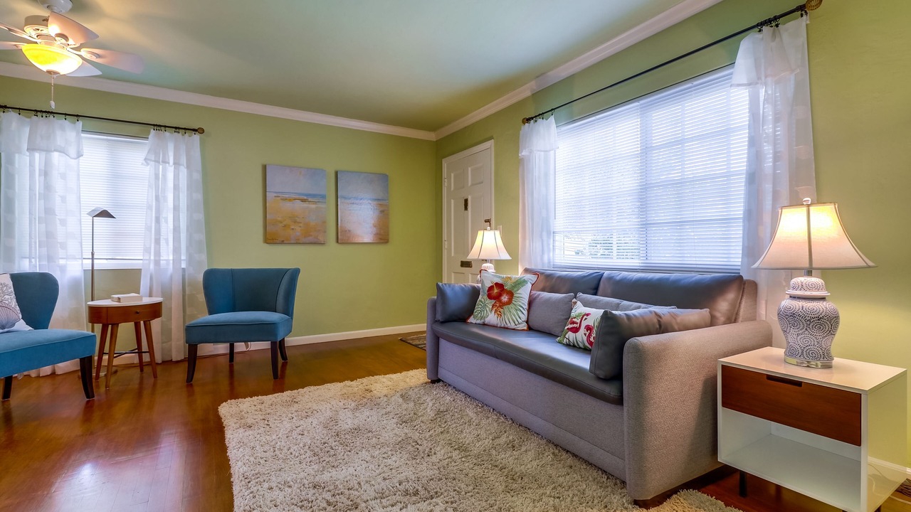 Photo of Bedroom in Sunset Cliffs