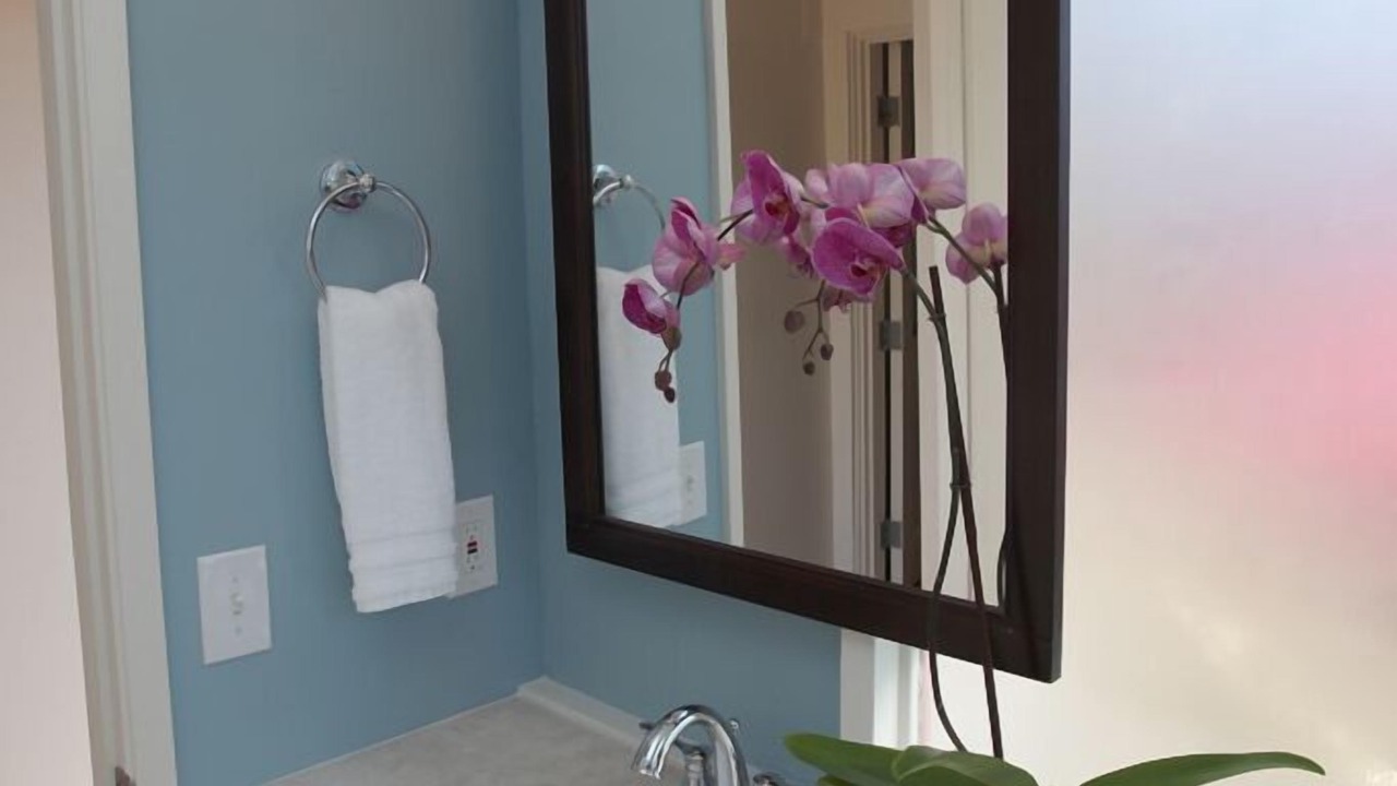 Photo of Bathroom in Oak Park