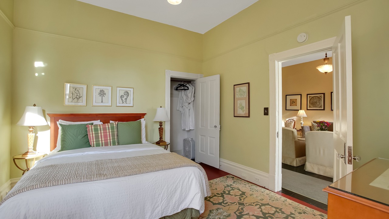Photo of Bathroom in Oak Park