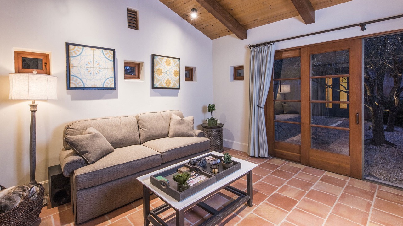 Photo of Livingroom in Glen Ellen