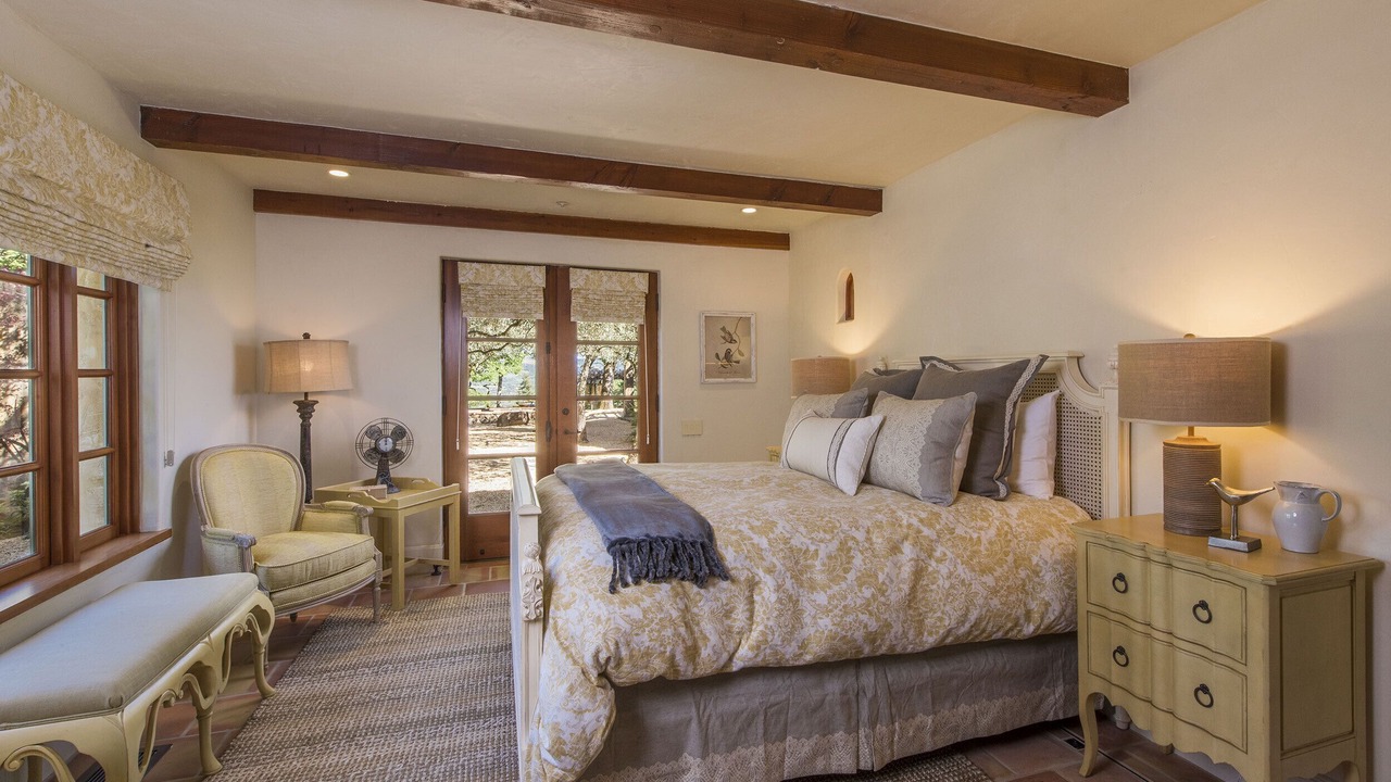 Photo of Bedroom in Glen Ellen