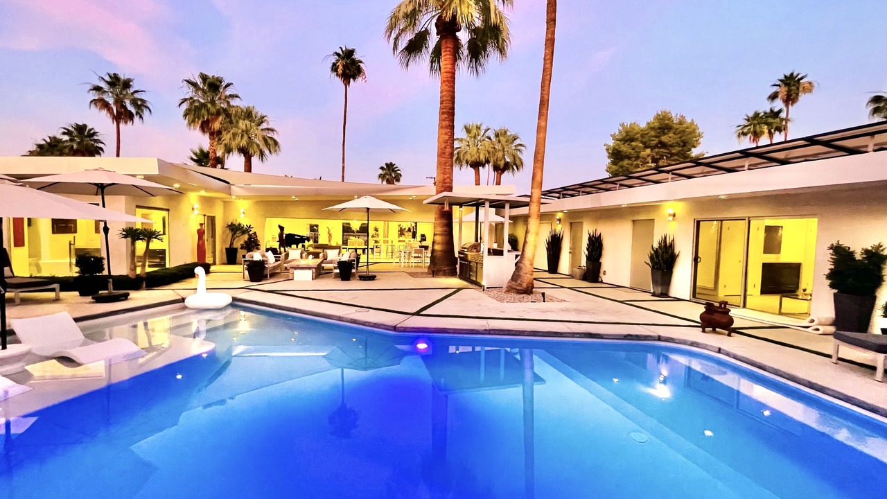 Photo of Outdoor in Warm Sands