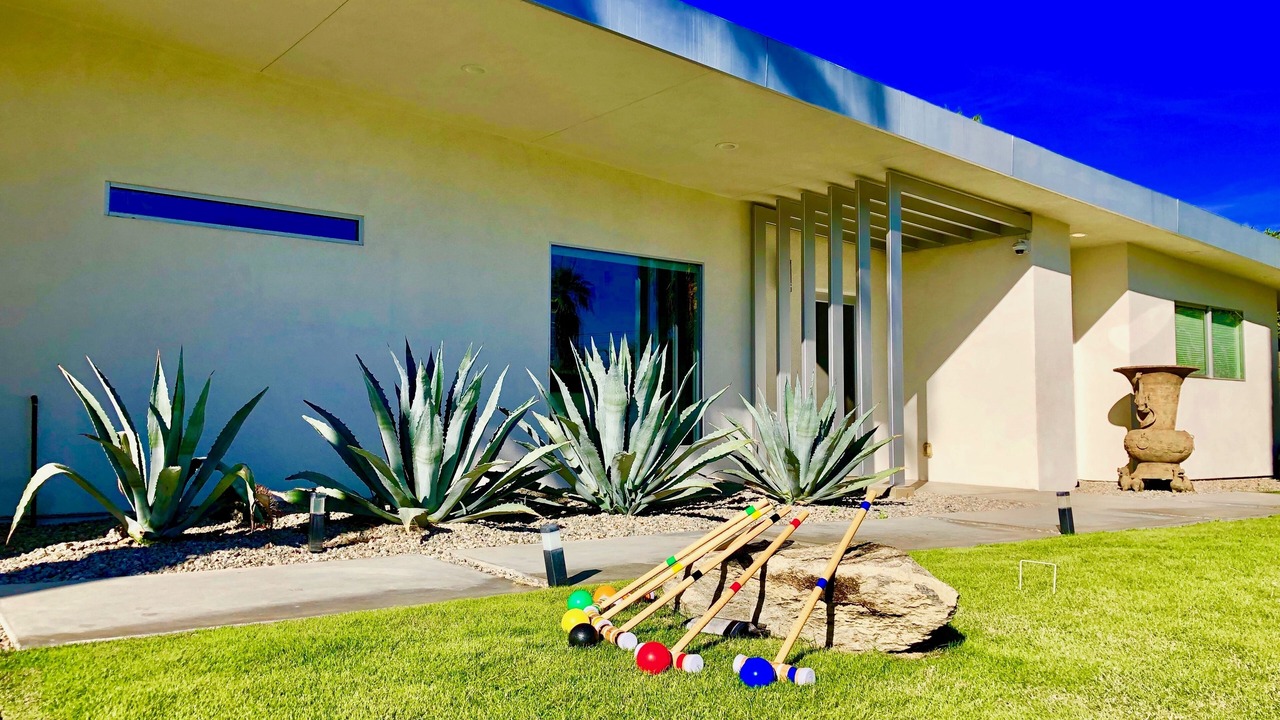 Photo of Outdoor in Warm Sands