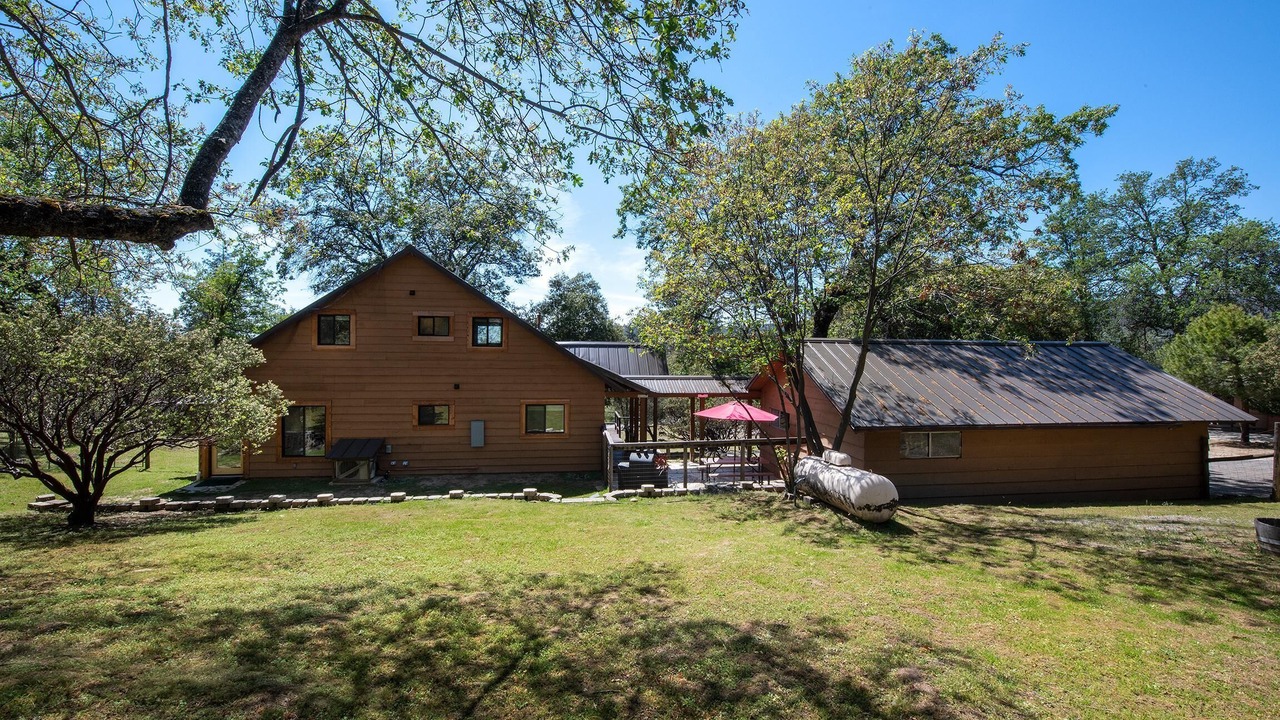 Photo of Outdoor in Oakhurst