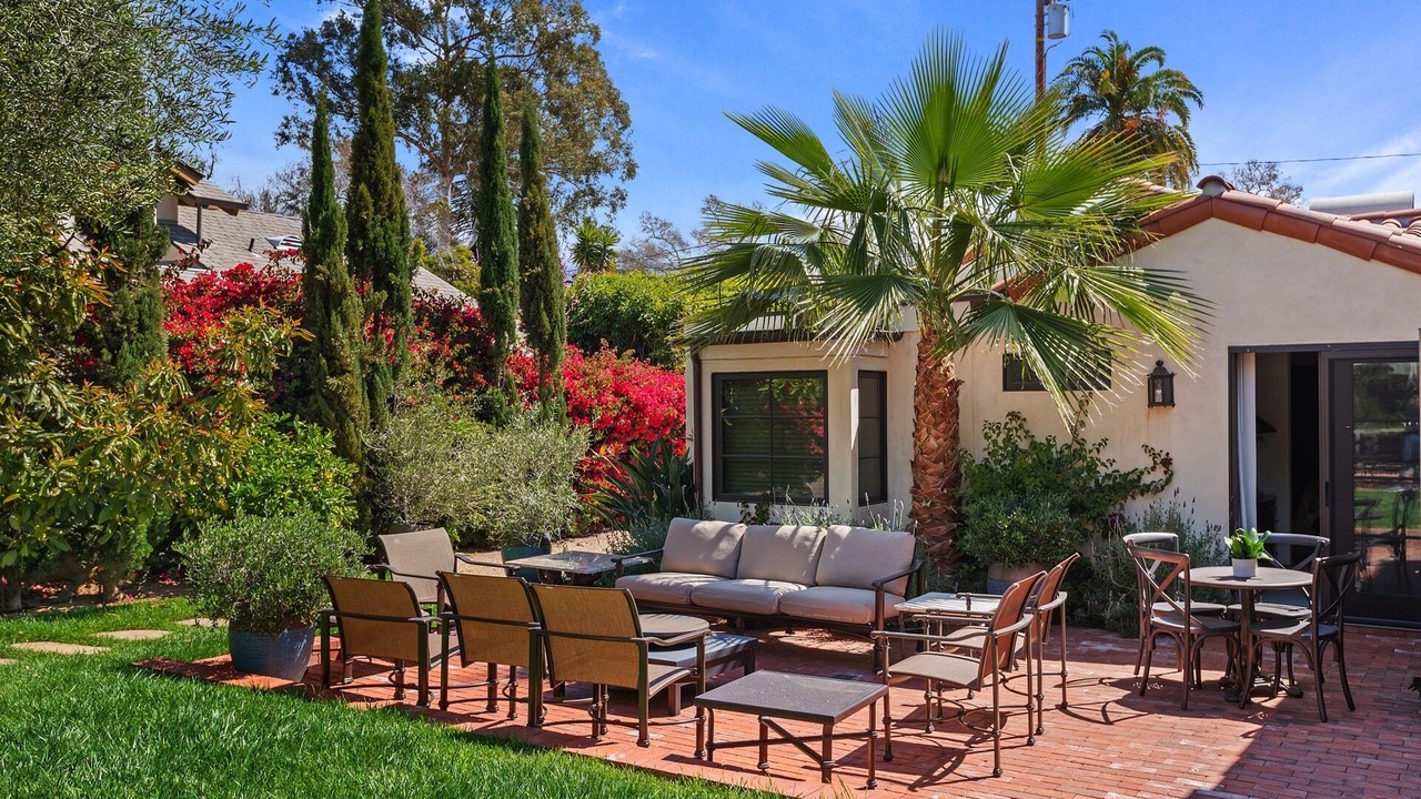 Photo of Livingroom in Montecito