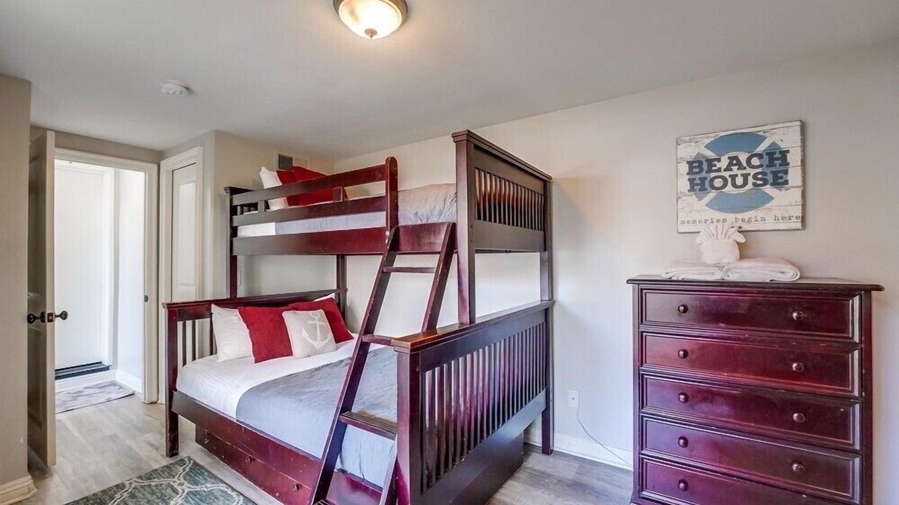 Photo of Bedroom in Central Mission Beach