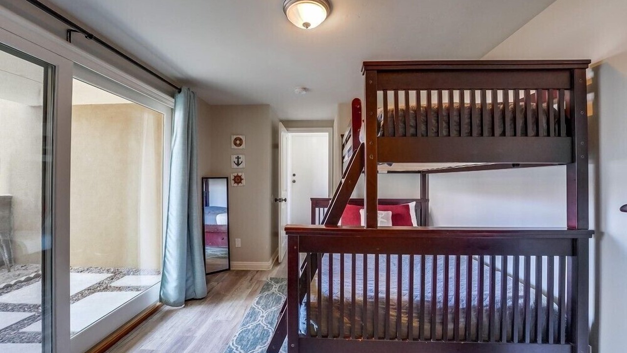 Photo of Bedroom in Central Mission Beach