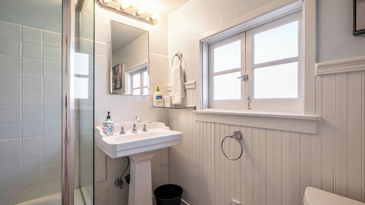 Photo of Bathroom in Laguna Beach