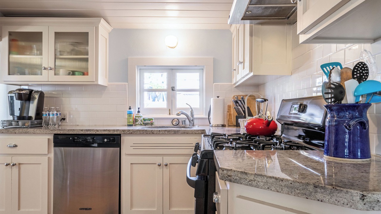 Photo of Kitchen in Laguna Beach