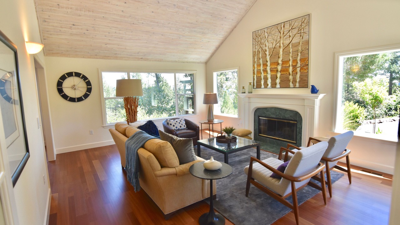 Photo of Livingroom in Freestone