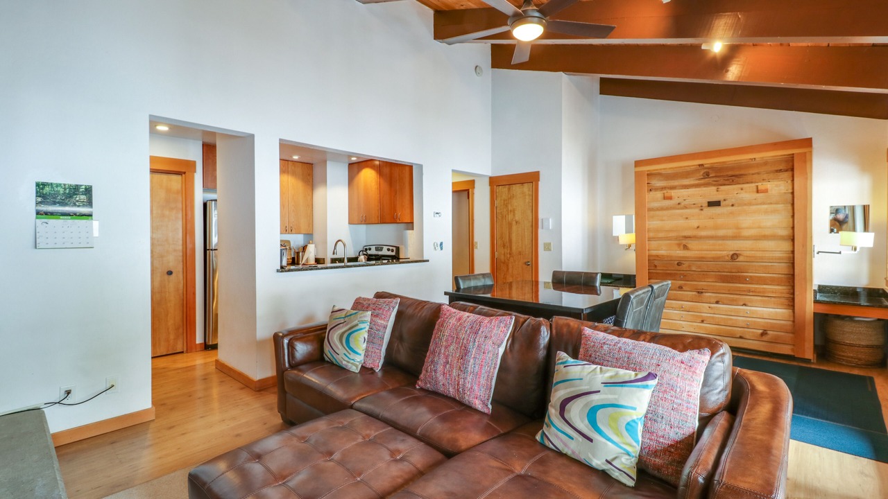 Photo of Livingroom in Tahoe Woods