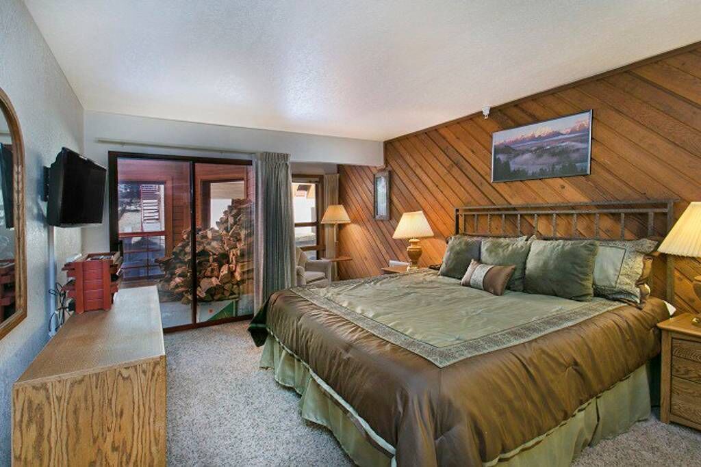 Photo of Others in Mammoth Lakes