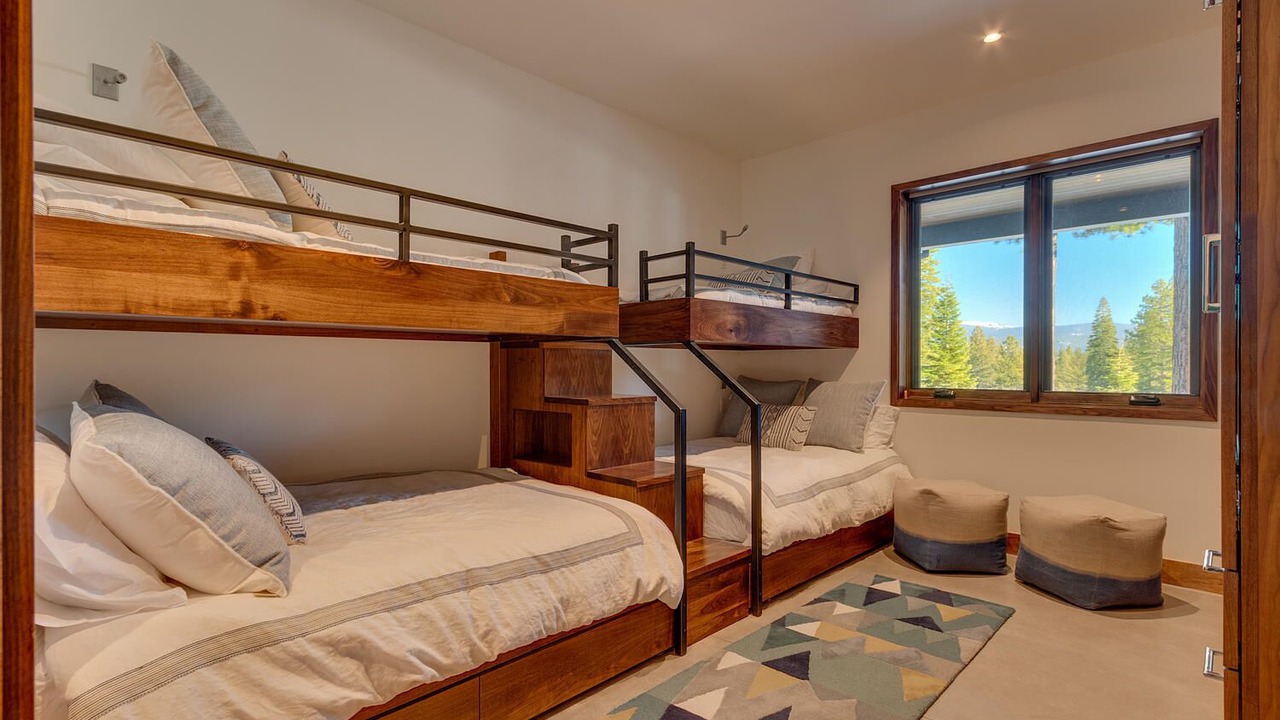 Photo of Bedroom in Ponderosa Palisades