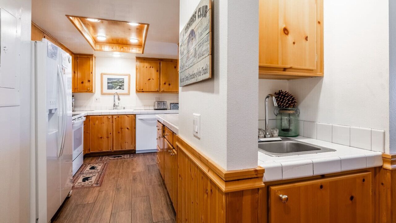Photo of Kitchen in June Lake