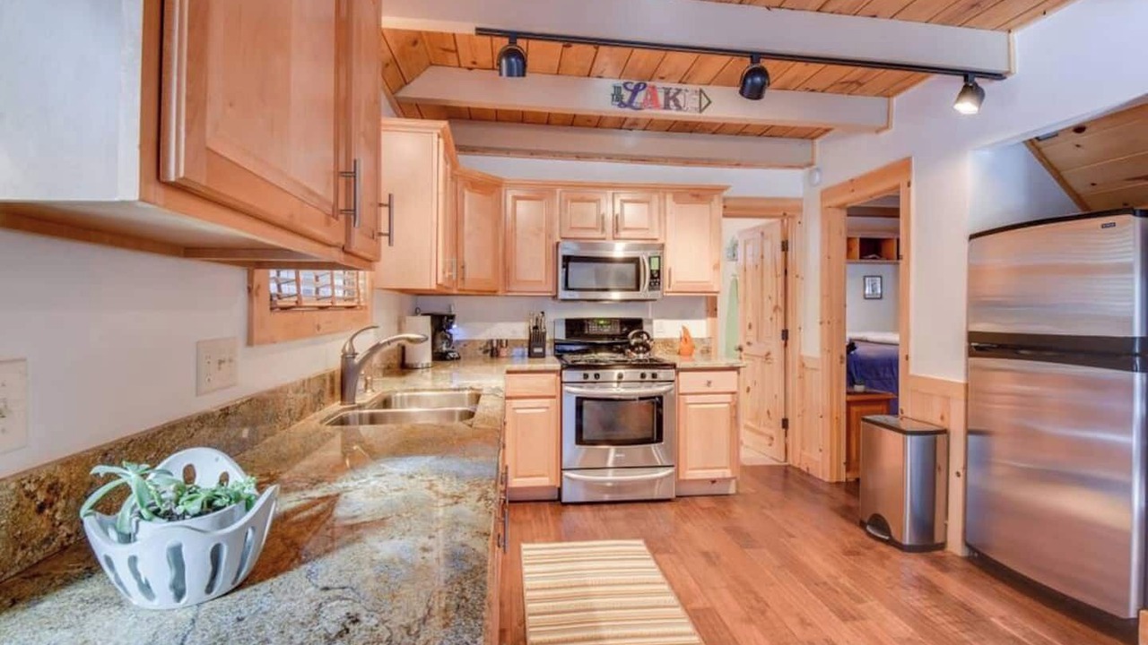 Photo of Kitchen in Tahoma
