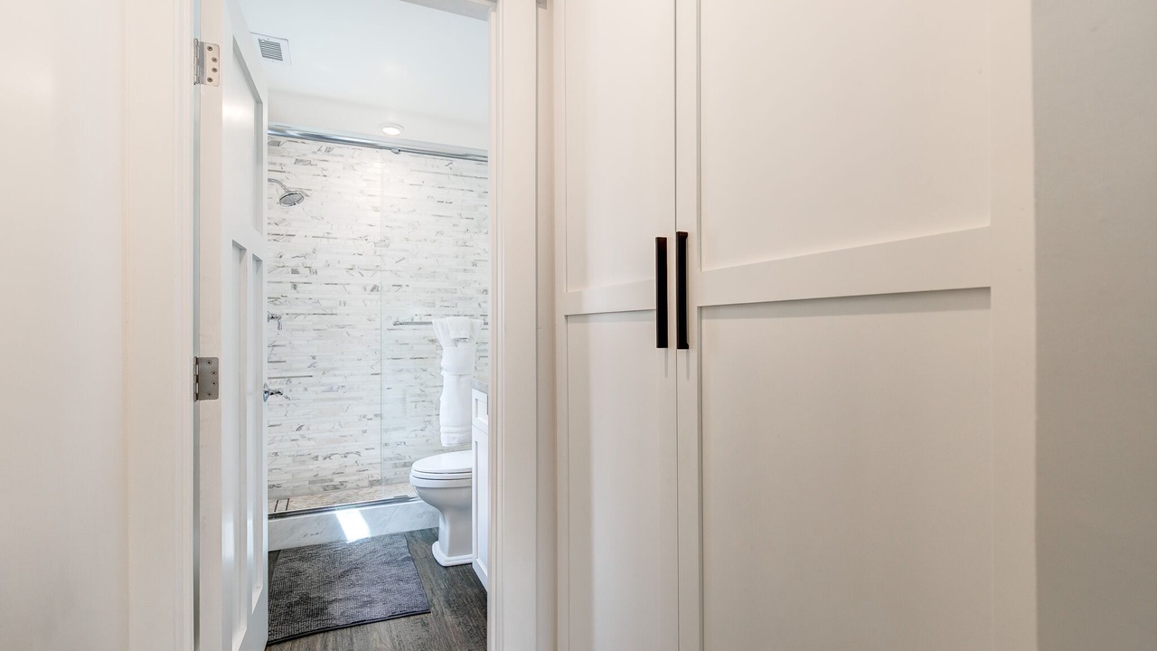 Photo of Bathroom in Corona del Mar