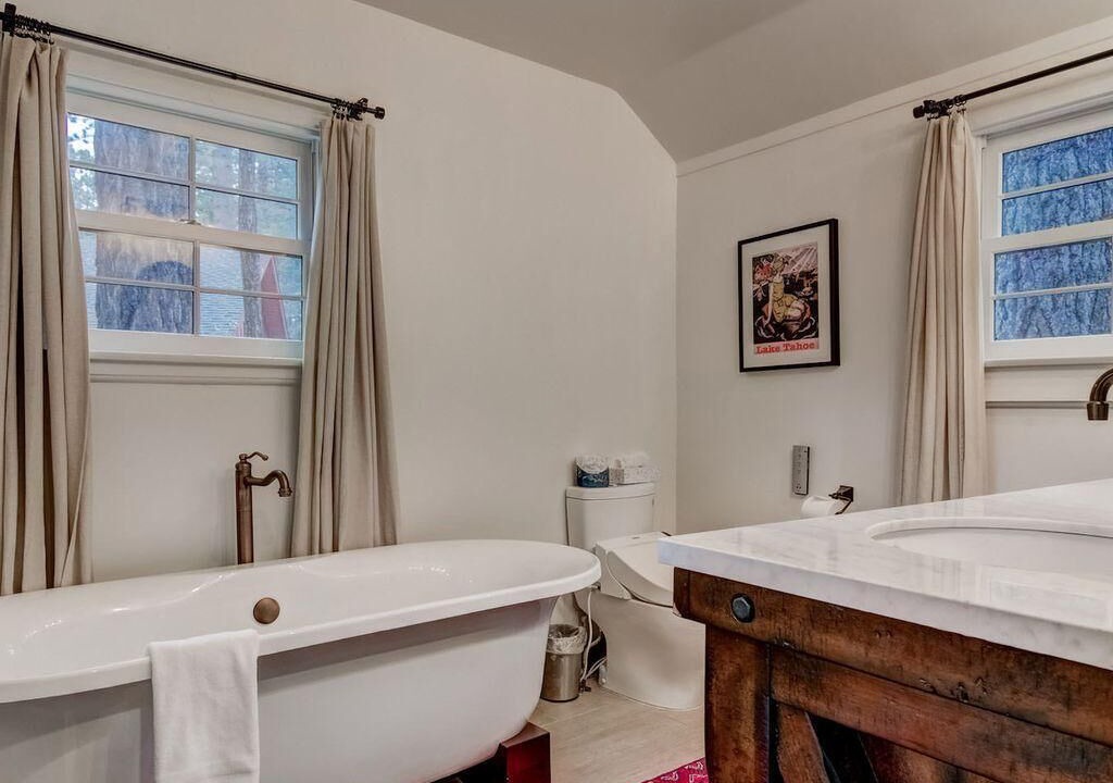 Photo of Bathroom in Rancho Bijou