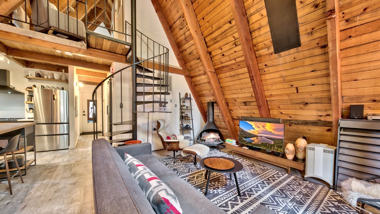 Photo of Livingroom in Pioneer Trail