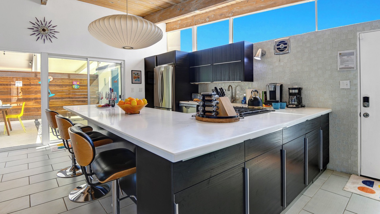 Photo of Kitchen in Racquet Club Estates