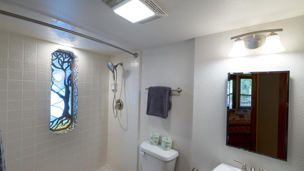 Photo of Bathroom in Yosemite West